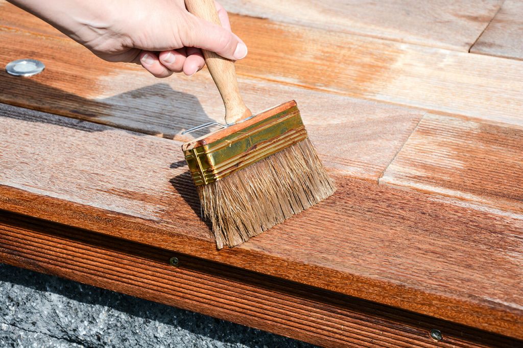 Summer Deck Maintenance Tips